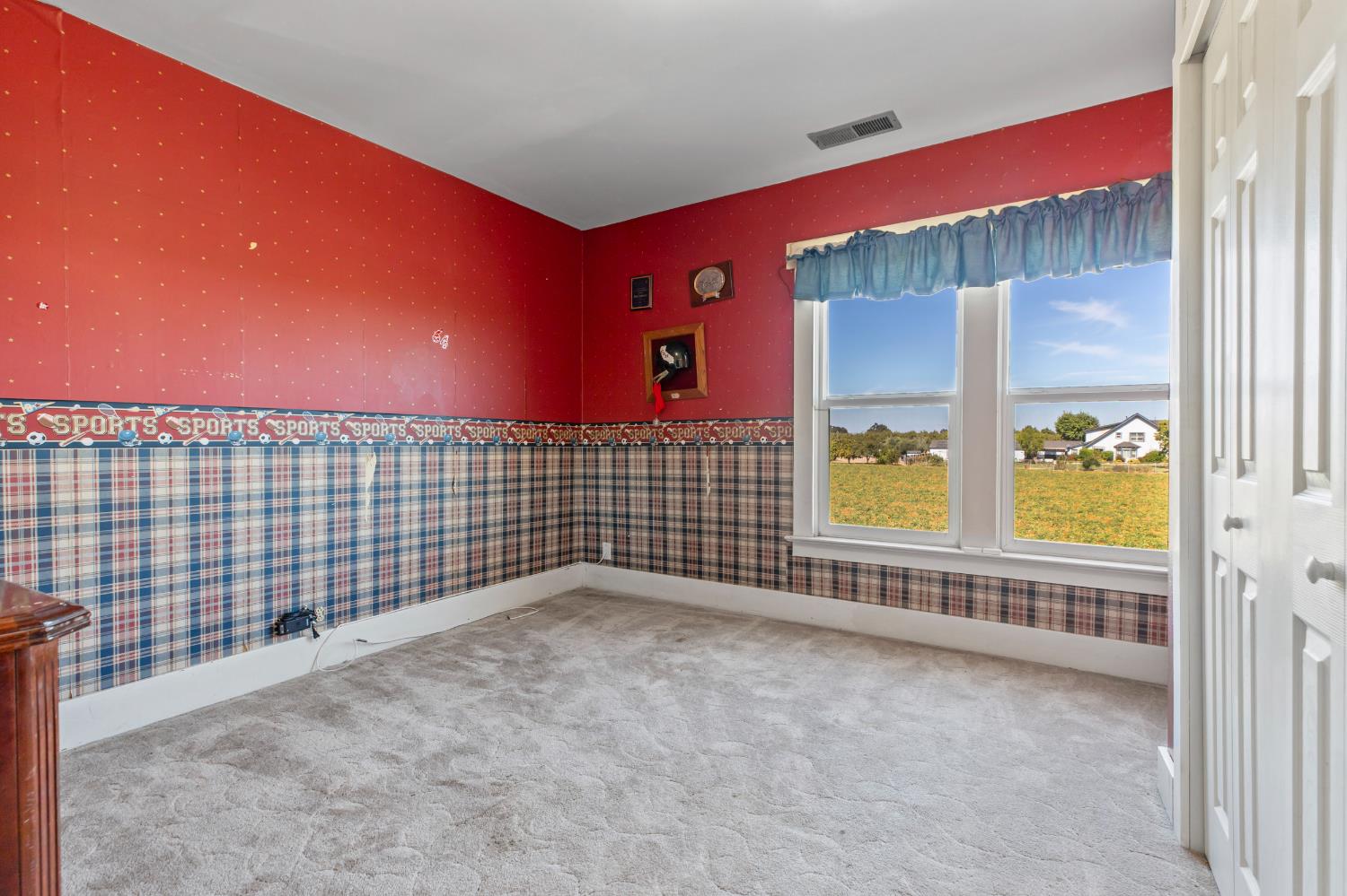 12407 Elm Avenue Patterson, CA 95363 - Photo 23 of 43 a view of an empty room