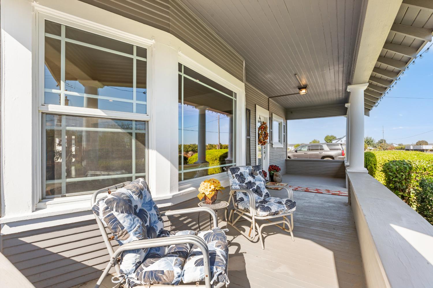 12407 Elm Avenue Patterson, CA 95363 - Photo 6 of 43 a living room with furniture
