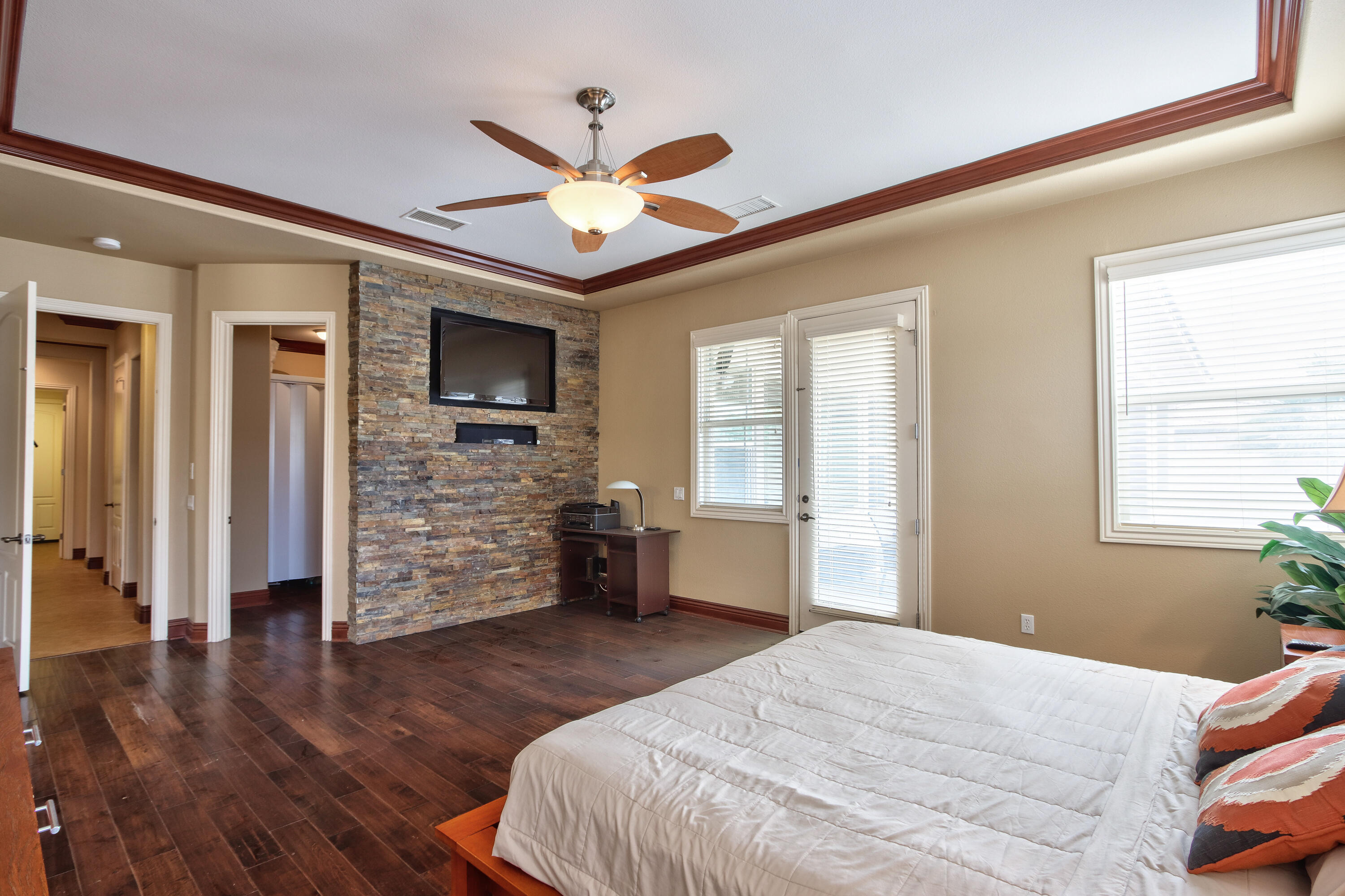 153 Merano Way Palm Desert, CA 92211 - Photo 20 of 39 40-Primary-Bedroom