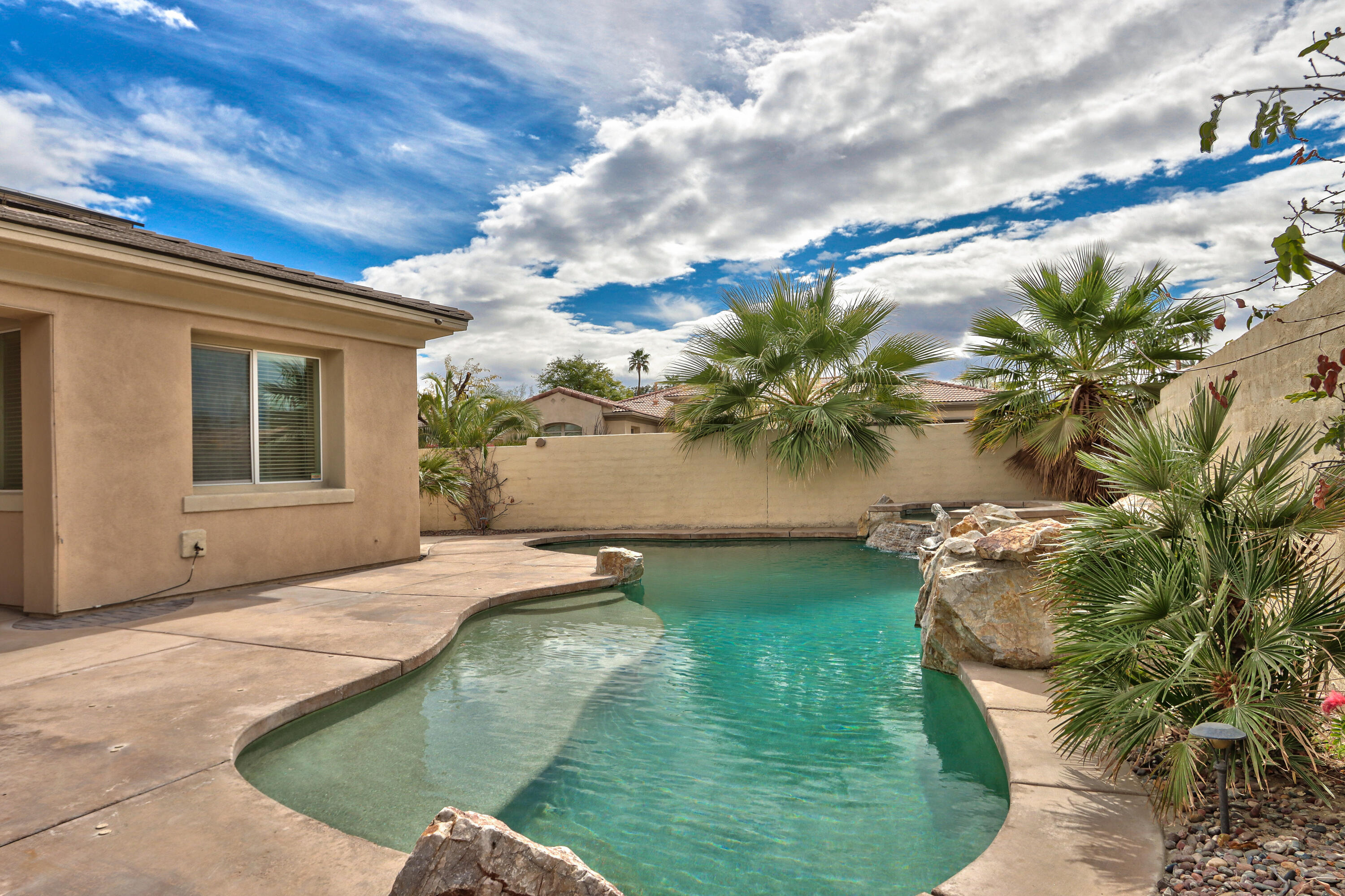 153 Merano Way Palm Desert, CA 92211 - Photo 3 of 39 47-Backyard