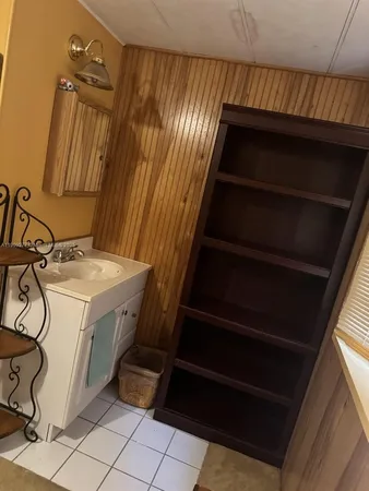 $1,000 | 5470 Southwest 25th Way, Unit 5470, Dania Beach, FL 33312