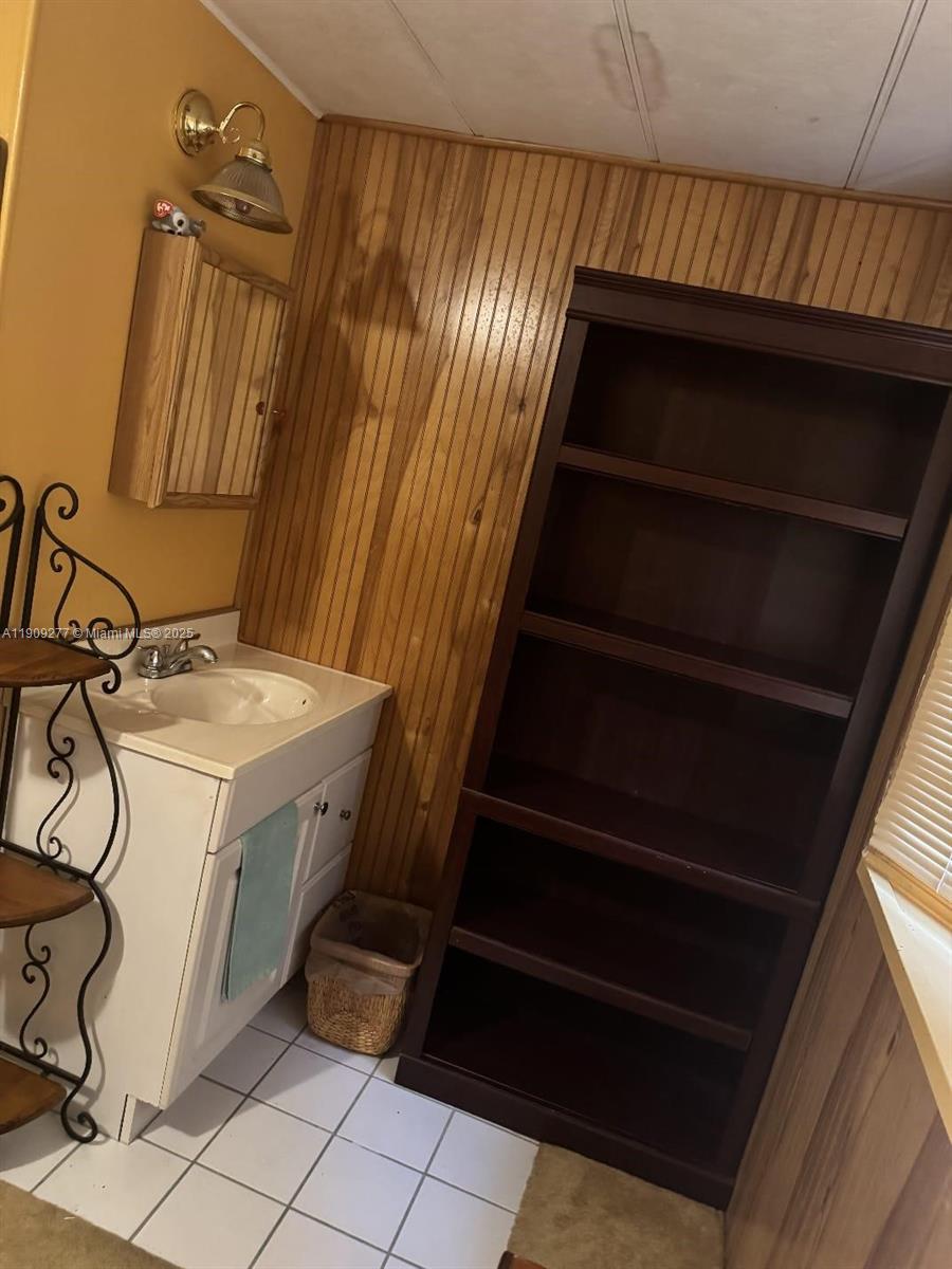 5470 Southwest 25th Way, Unit 5470 Dania Beach, FL 33312 - Photo 11 of 15 a utility room with dryer and washer