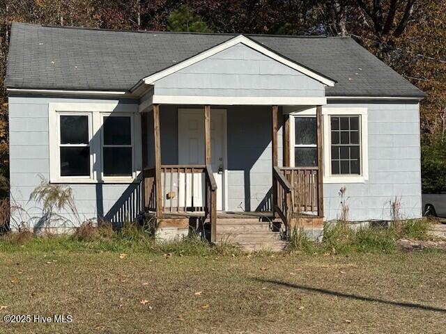 118 Buds Lane Windsor, NC 27983 - Photo 2 of 14 Front porch