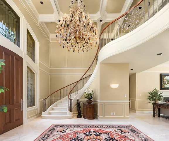 a view of entryway and hall