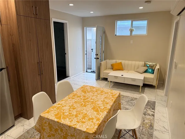 $2,000 | 20625 Tuba Street, Chatsworth, CA 91311