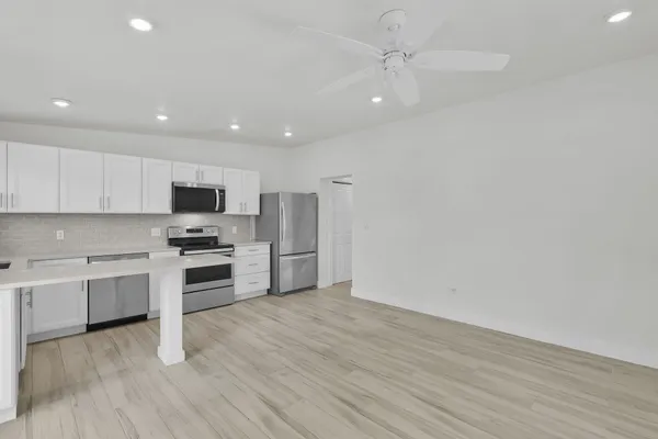 $2,100 | 127 Monroe Drive, Unit 1, Tavernier, FL 33070