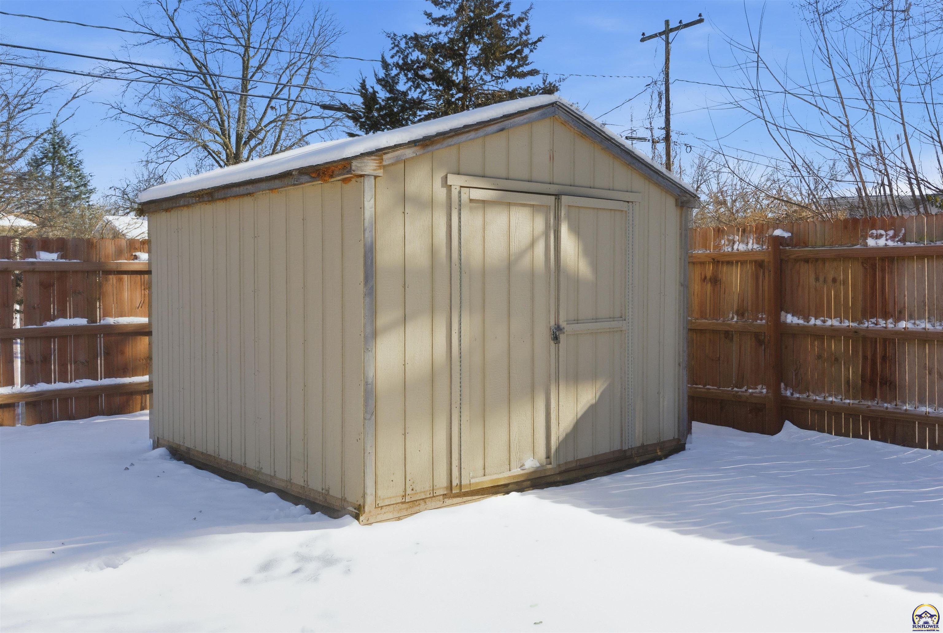 1830 Southwest Medford Avenue Topeka, KS 66604 - Photo 17 of 18