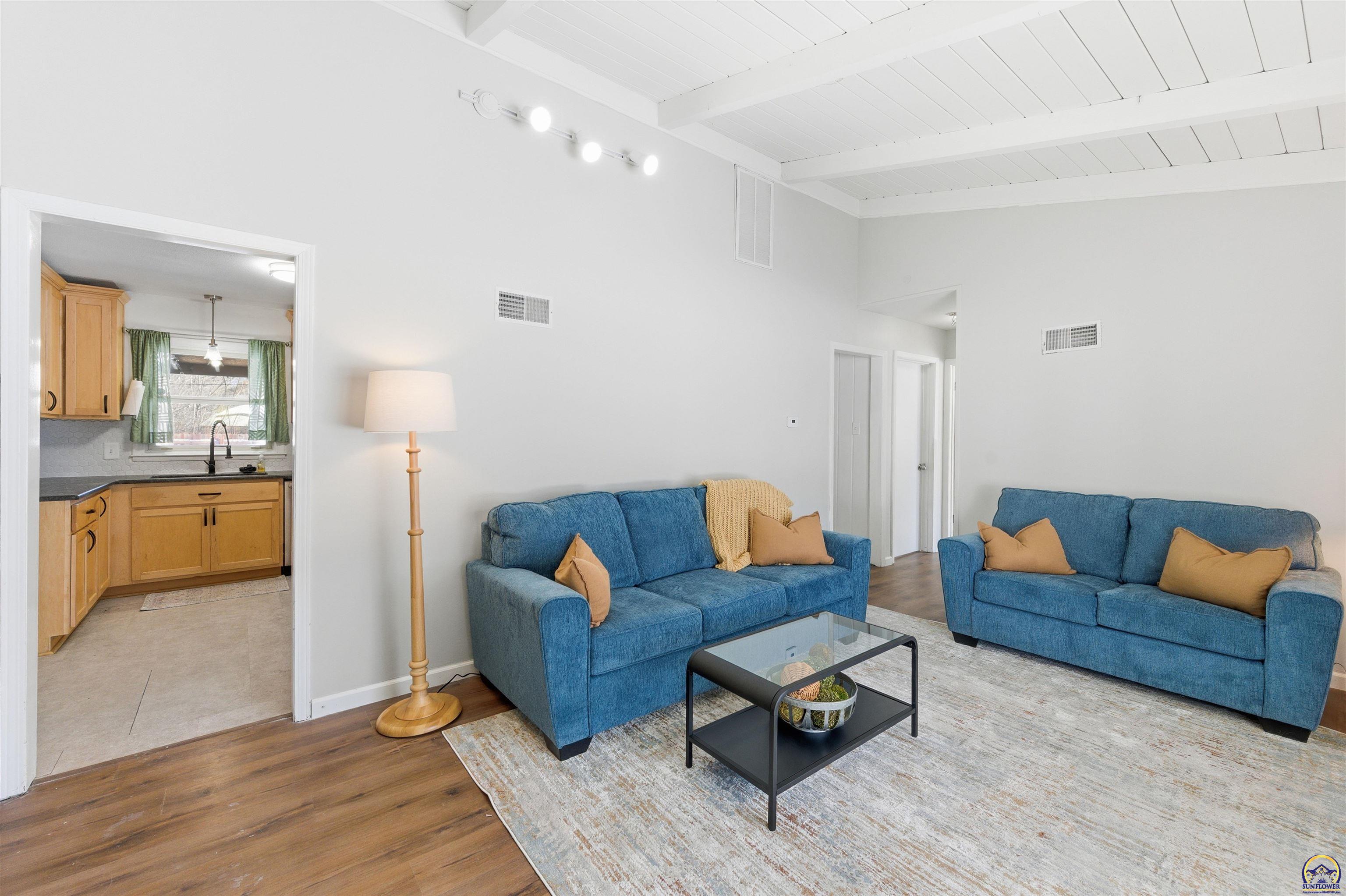 1830 Southwest Medford Avenue Topeka, KS 66604 - Photo 5 of 18