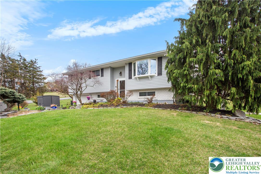 910 Gall Road Easton, PA 18040 - Photo 29 of 30 a view of a house with a backyard