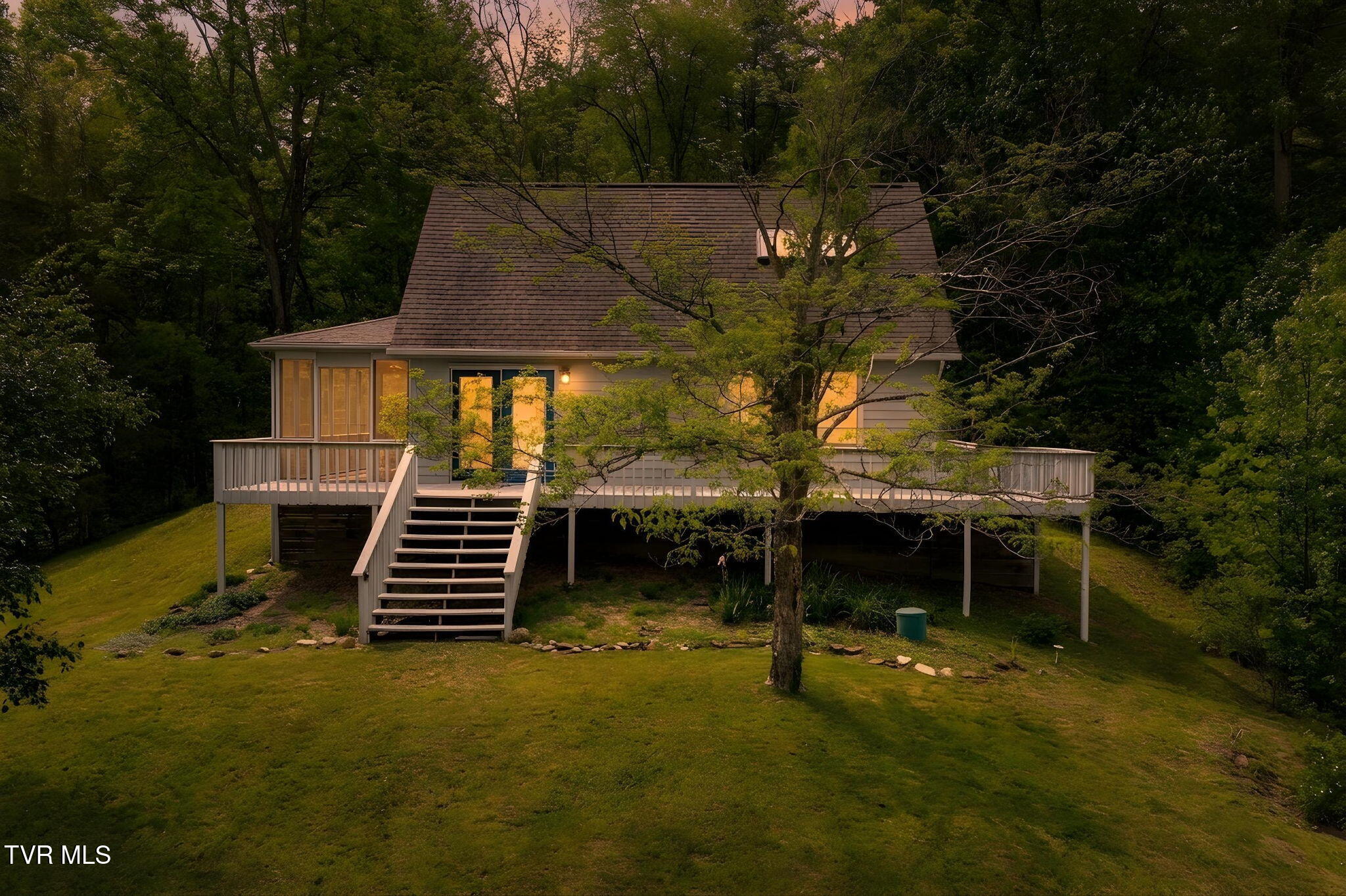115 Lonesome Pine Trail Butler, TN 37640 - Photo 48 of 57 2-web-or-mls-collov-ai_20260506203914_qn