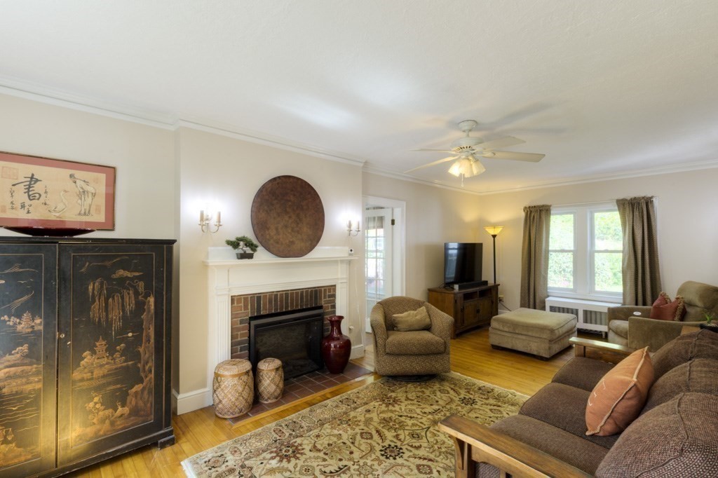 55 Coolidge Road Worcester, MA 01602 - Photo 1 of 38 Gallery Image 1