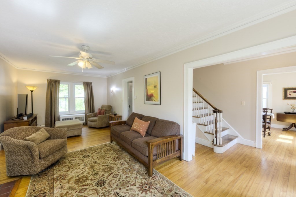 55 Coolidge Road Worcester, MA 01602 - Photo 2 of 38 Gallery Image 2