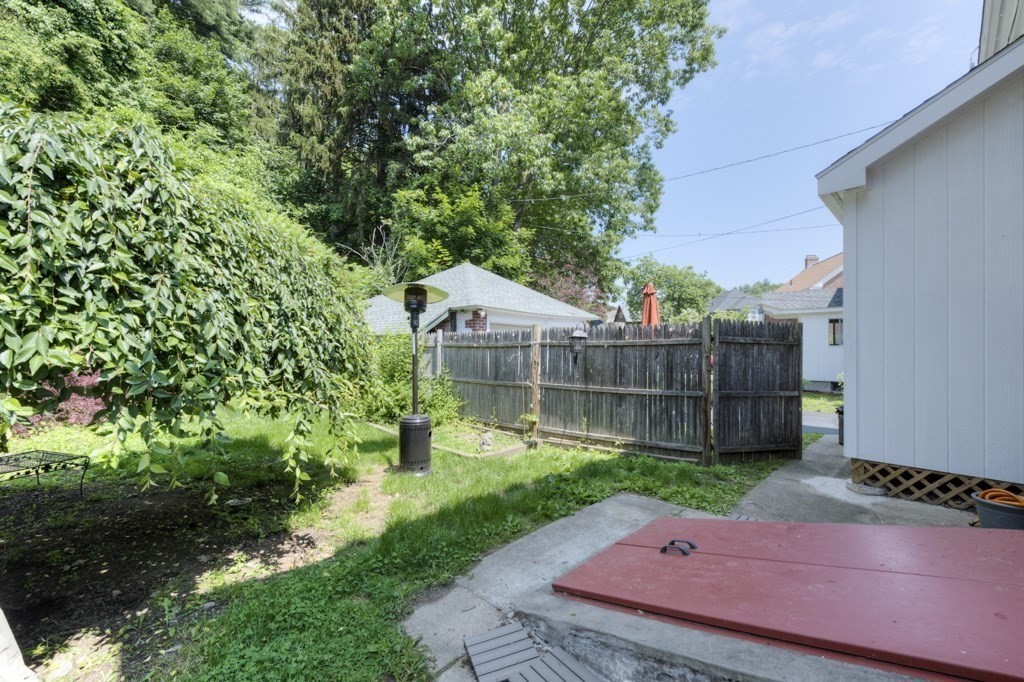 55 Coolidge Road Worcester, MA 01602 - Photo 36 of 38 Gallery Image 36
