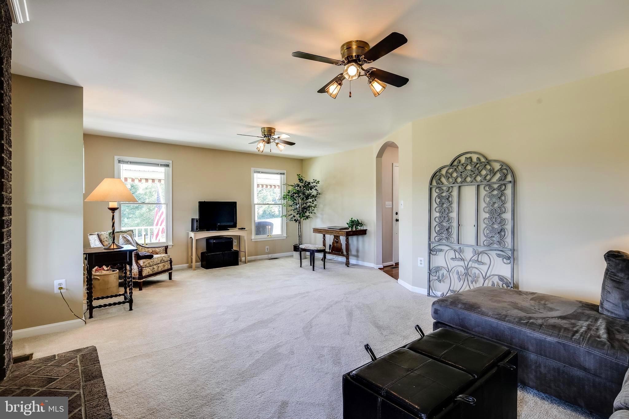 4320 Linthicum Road Dayton, MD 21036 - Photo 12 of 33 Family room