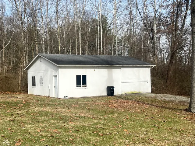 $639,900 | 4840 West Carlos Folger Drive, Columbus, IN 47201