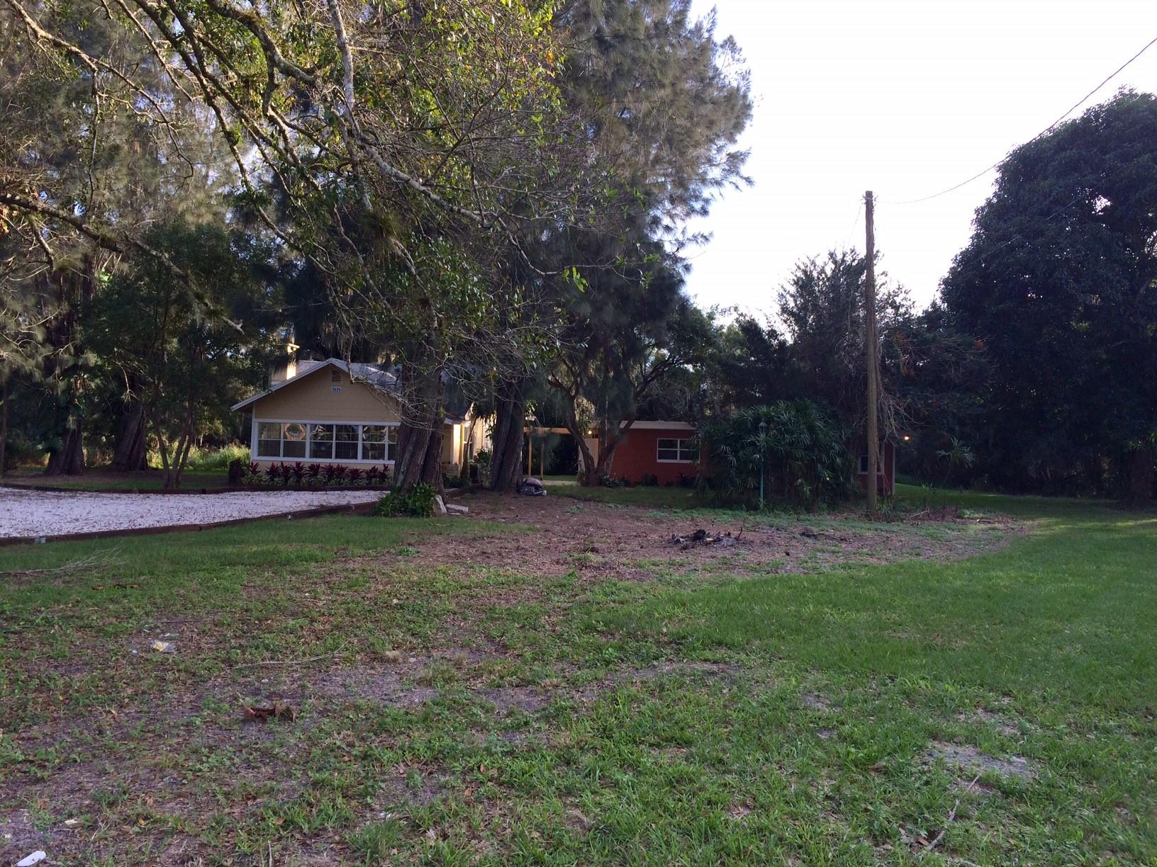 3406 South Jenkins Road Fort Pierce, FL 34981 - Photo 3 of 23 3