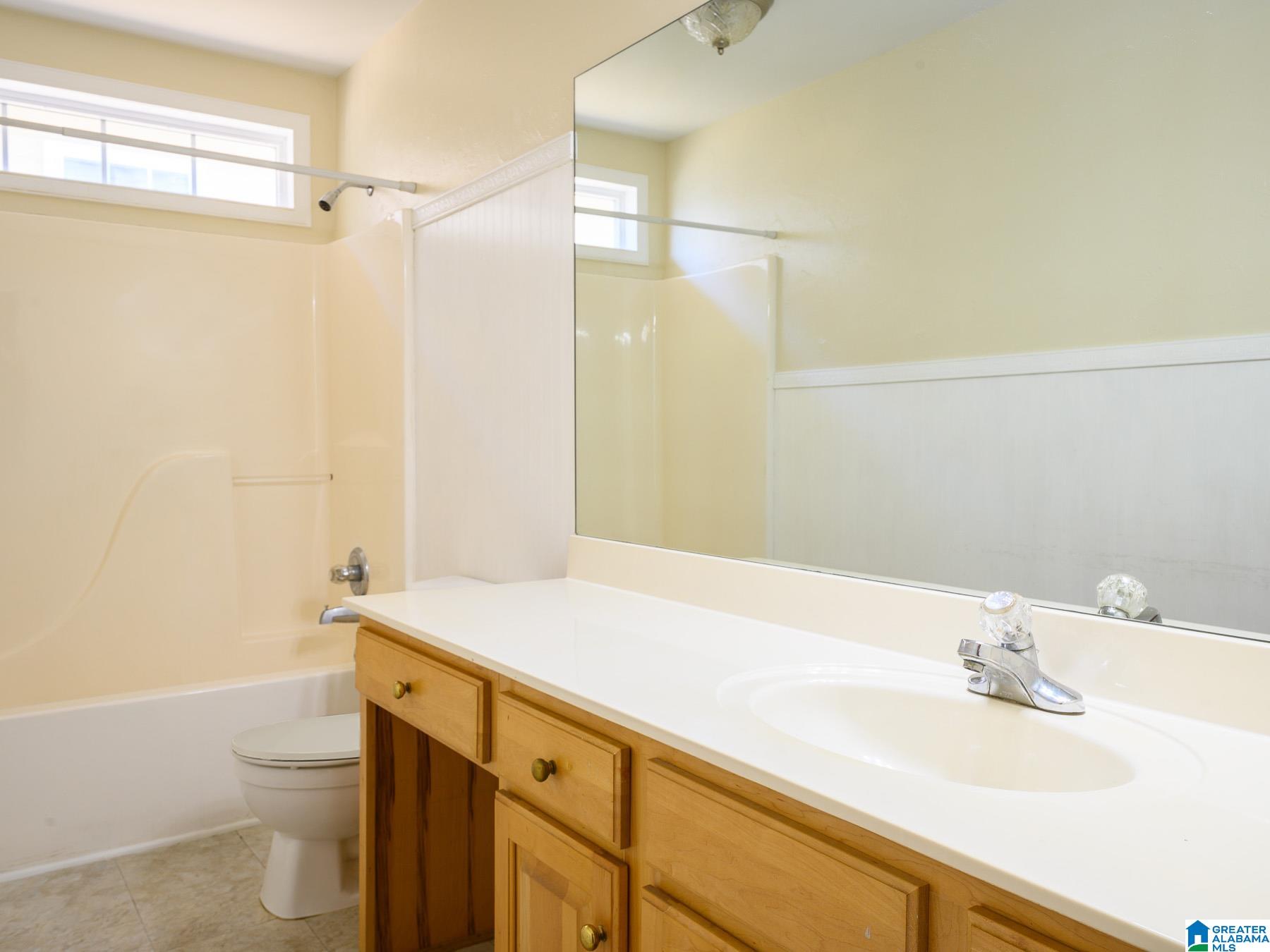 208 Warwick Lane Alabaster, AL 35007 - Photo 18 of 20