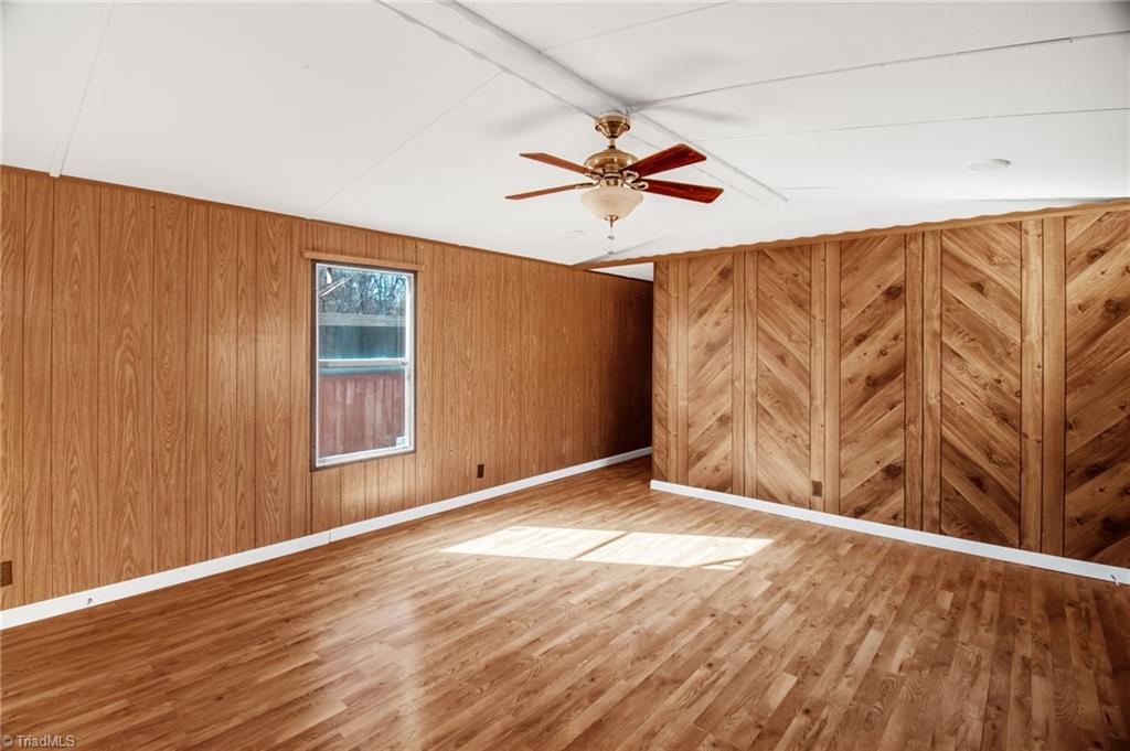 3859 Volunteer Road Pinnacle, NC 27043 - Photo 6 of 29