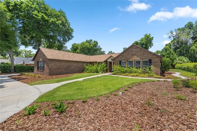 $724,999 | 2811 Southeast 14th Street, Ocala, FL 34471