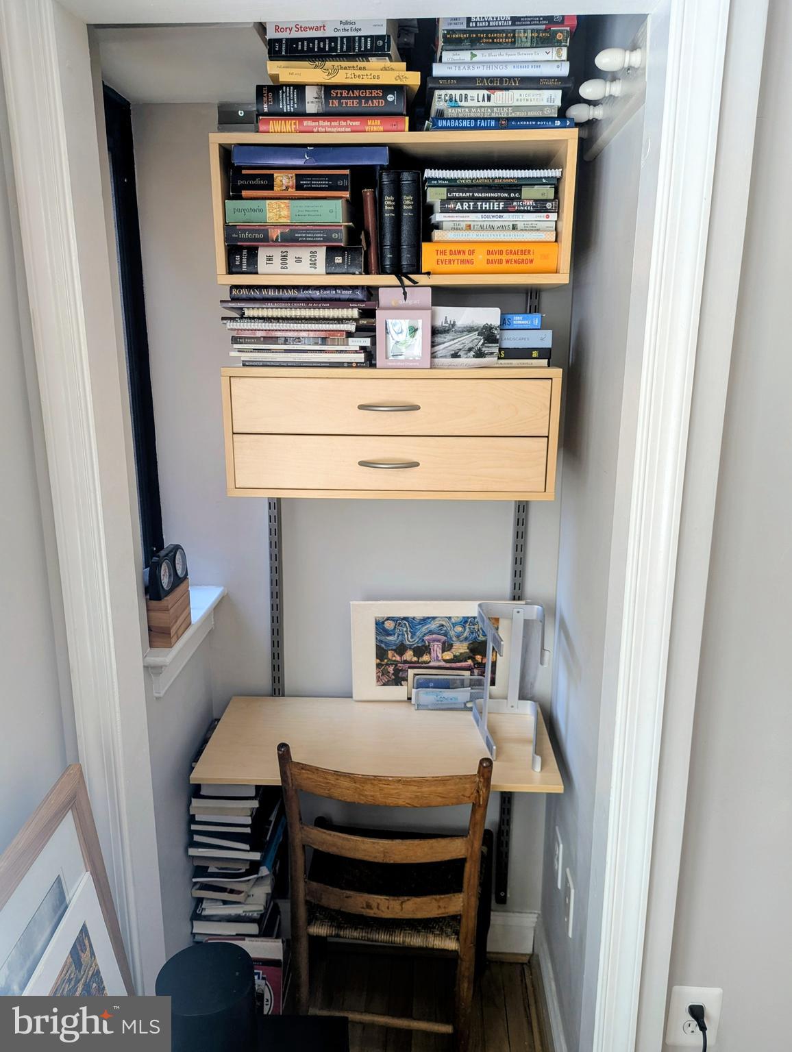 1701 16th Street Northwest, Unit 510 Washington, DC 20009 - Photo 15 of 29 Built-in home office w/a window