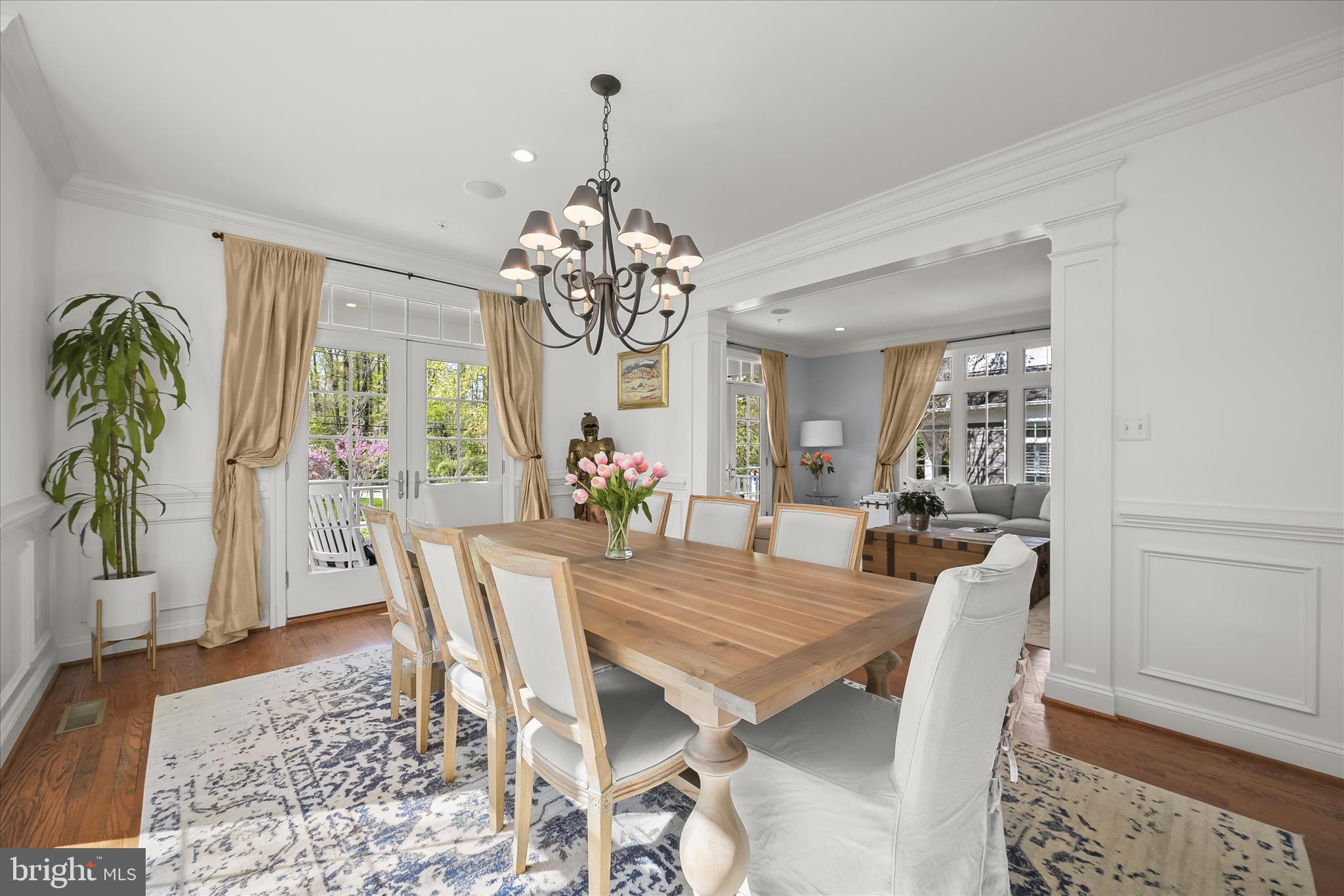 6700 Fairfax Road Chevy Chase, MD 20815 - Photo 11 of 64 Elegant Dining Room