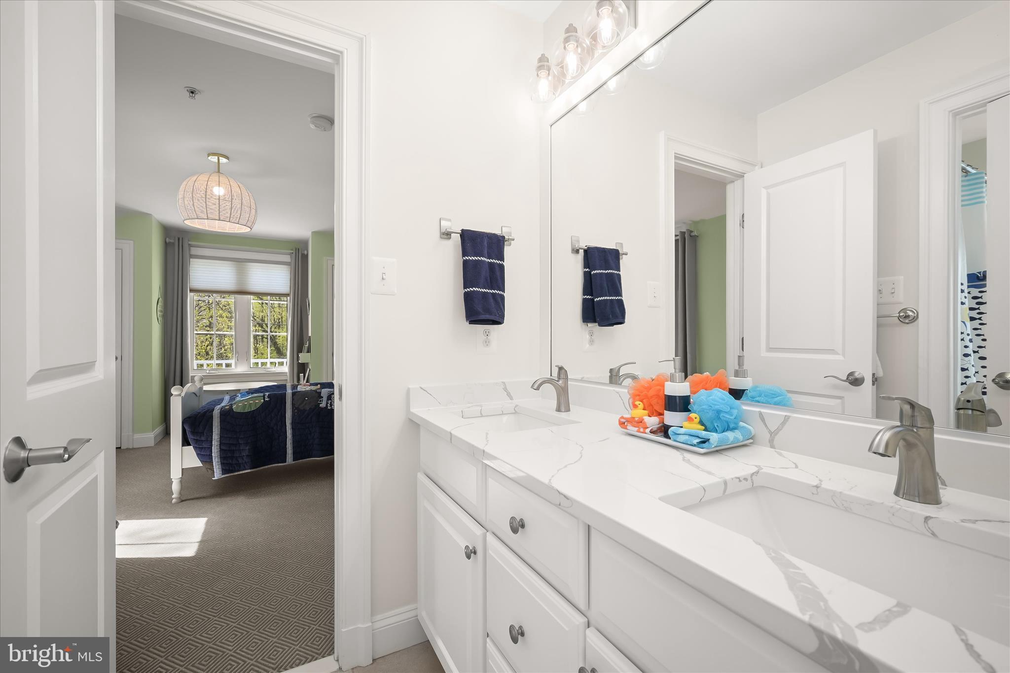 6700 Fairfax Road Chevy Chase, MD 20815 - Photo 39 of 64 Dual Vanity