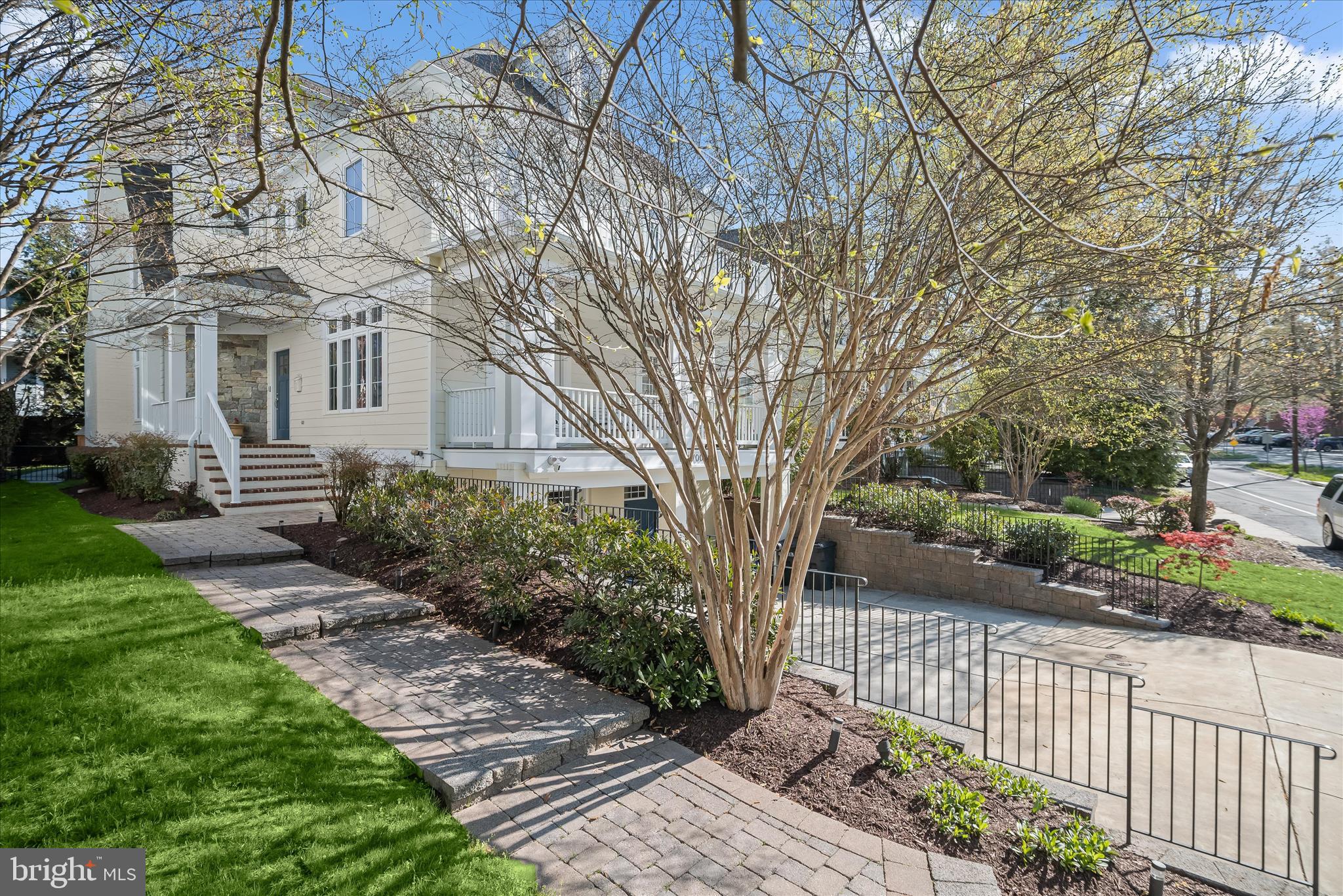6700 Fairfax Road Chevy Chase, MD 20815 - Photo 5 of 64 Four Level Elevator Home