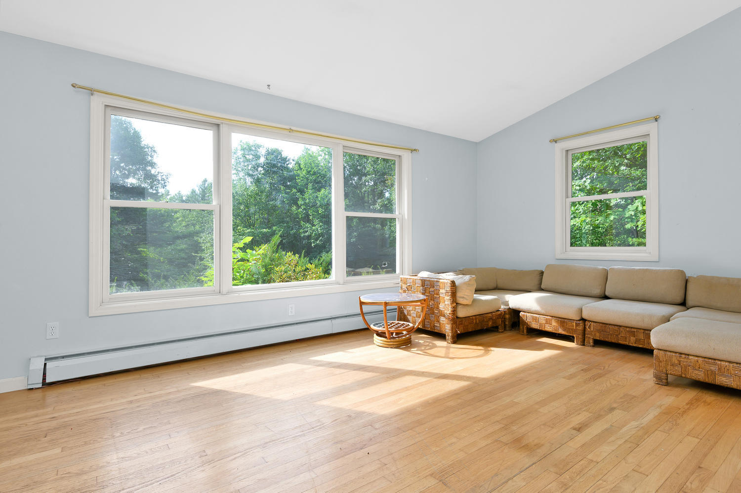 6 Castle Road New Gloucester, ME 04260 - Photo 7 of 34 6 Castle Rd New Gloucester ME-large-007-