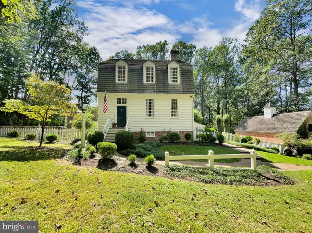 $799,000 | 1108 South Barbara Drive, Alburtis, PA 18011