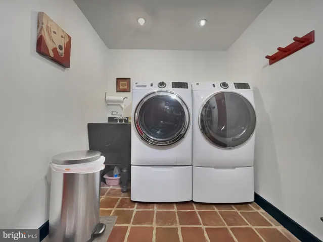 $799,000 | 1108 South Barbara Drive, Alburtis, PA 18011