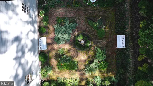 $799,000 | 1108 South Barbara Drive, Alburtis, PA 18011