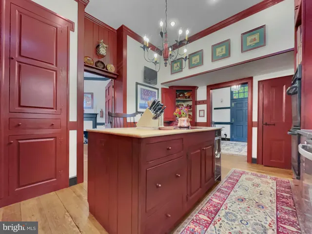 $799,000 | 1108 South Barbara Drive, Alburtis, PA 18011