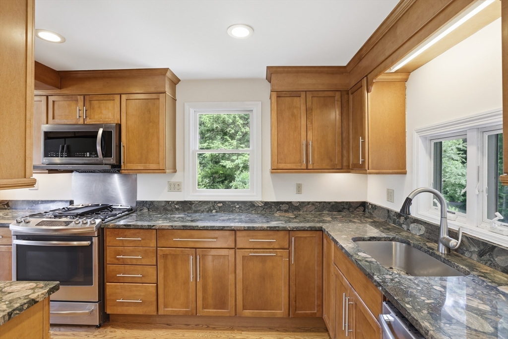 18 Deer Run Road Littleton, MA 01460 - Photo 20 of 39