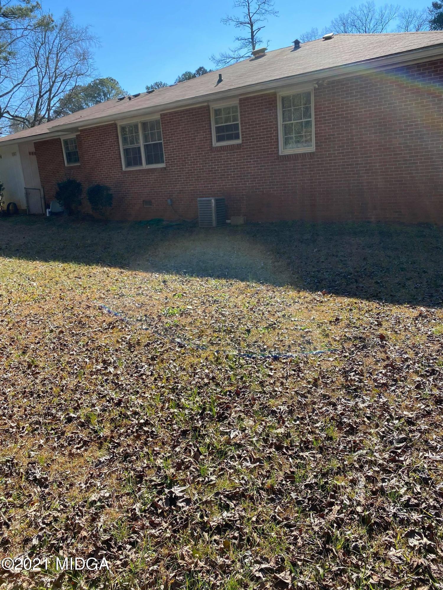 1046 Newport Road Macon, GA 31210 - Photo 23 of 25 146598914_1380811898978205_9514668039337