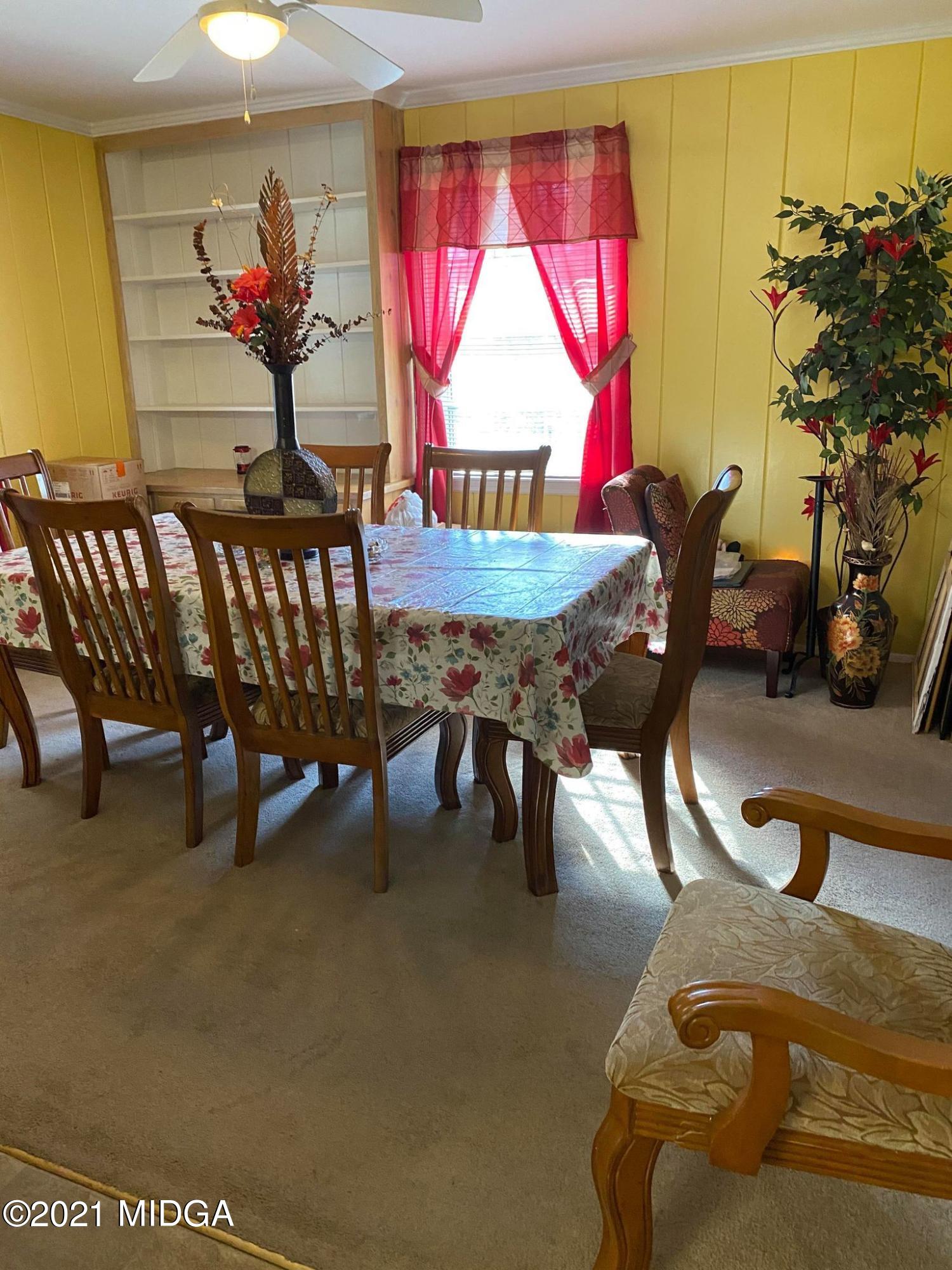 1046 Newport Road Macon, GA 31210 - Photo 8 of 25 145708079_2837869266532390_6258123708631
