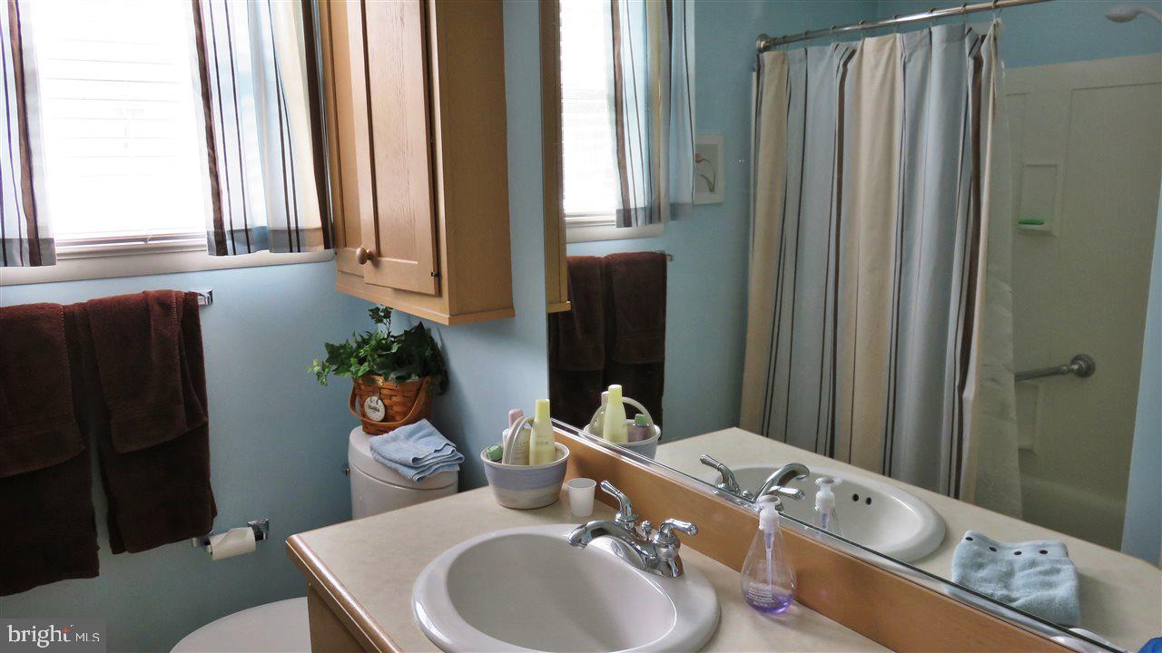 1260 Toann Road York, PA 17403 - Photo 13 of 24 Gallery Image 13