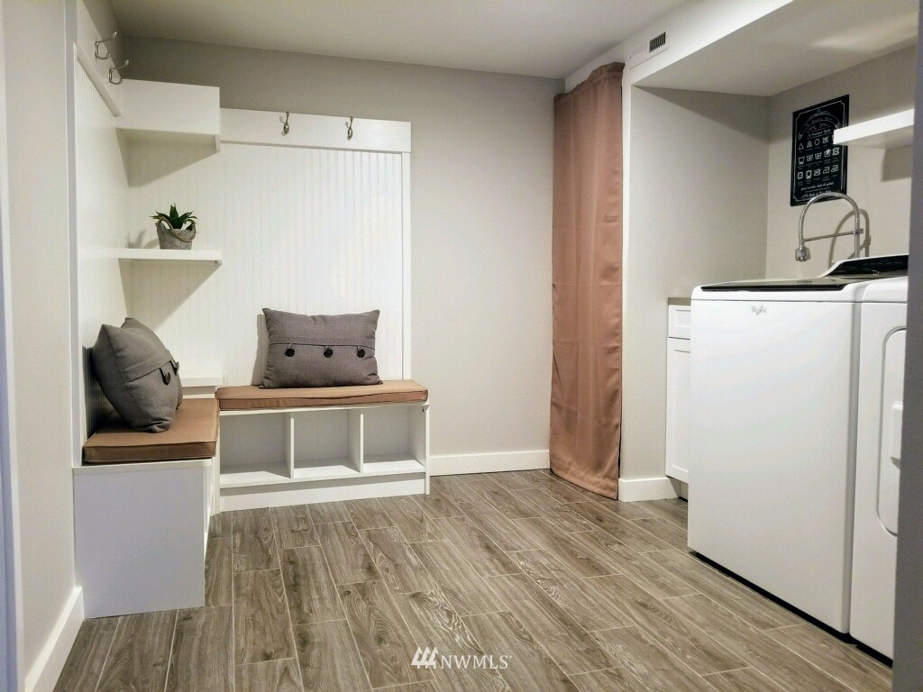 516 North 84th Street Seattle, WA 98103 - Photo 17 of 25