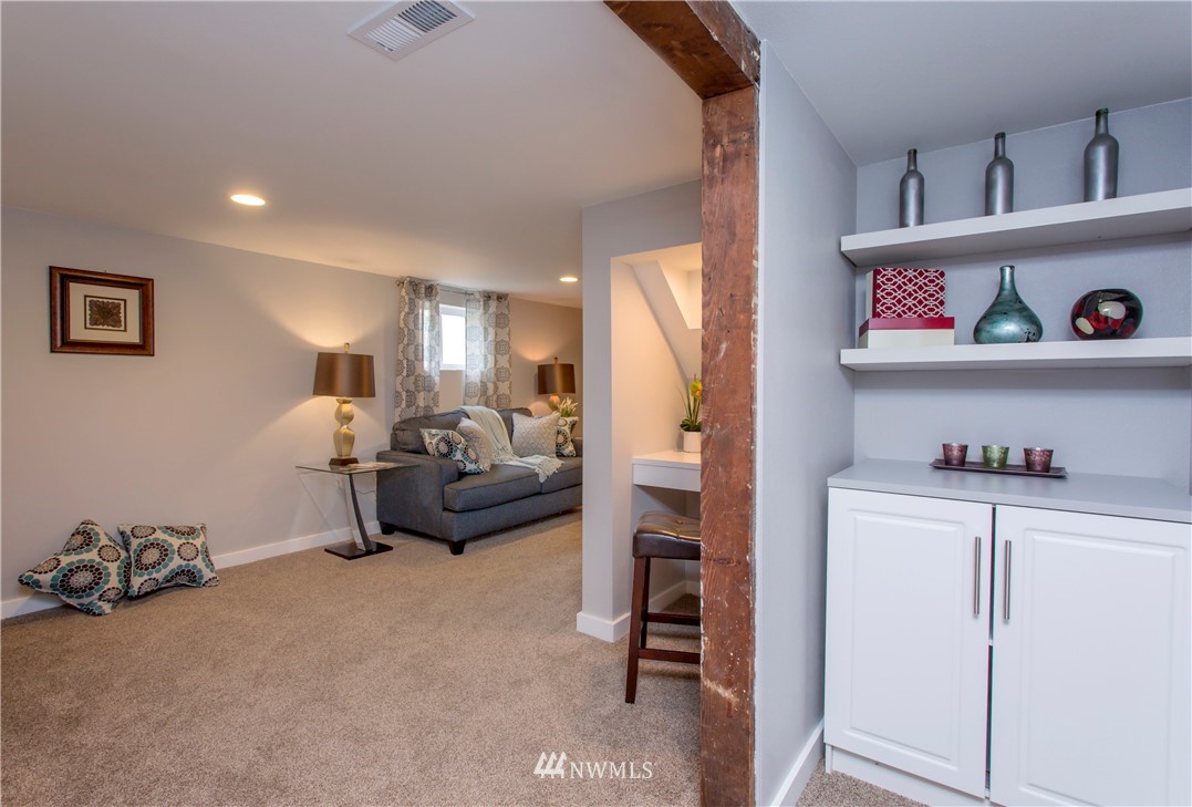 516 North 84th Street Seattle, WA 98103 - Photo 21 of 25