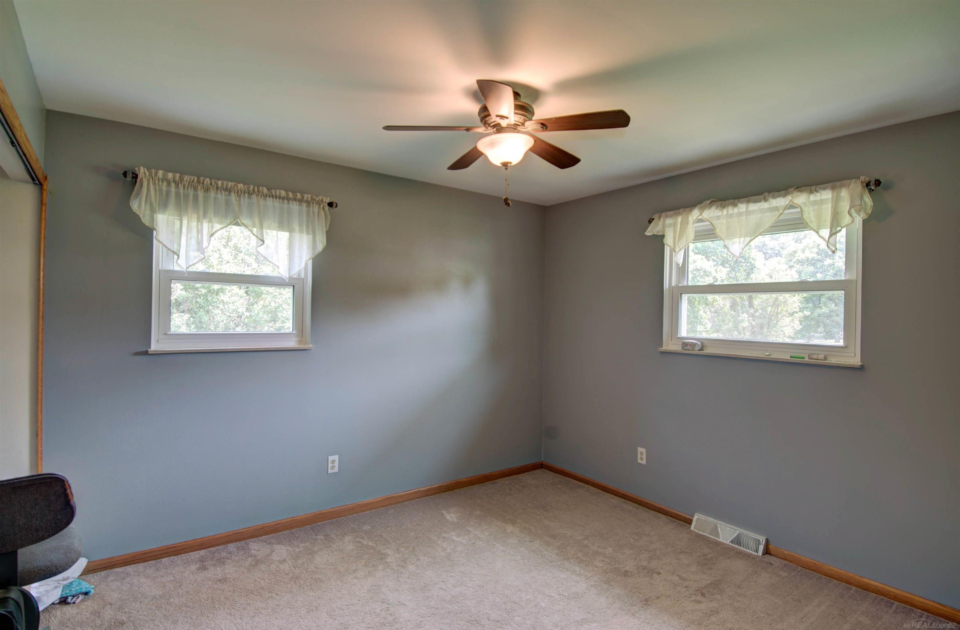 3125 South Fenton Road Holly, MI 48442 - Photo 23 of 34 50114821-22.JPG