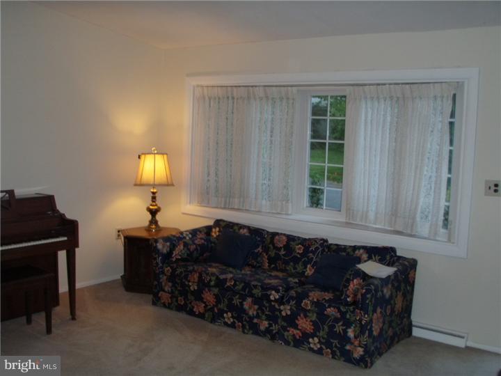 45 Benning Road Claymont, DE 19703 - Photo 3 of 7 Gallery Image 3
