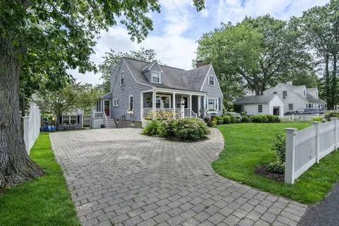 $965,000 | 148 Furnace Brook Parkway, Quincy, MA 02169