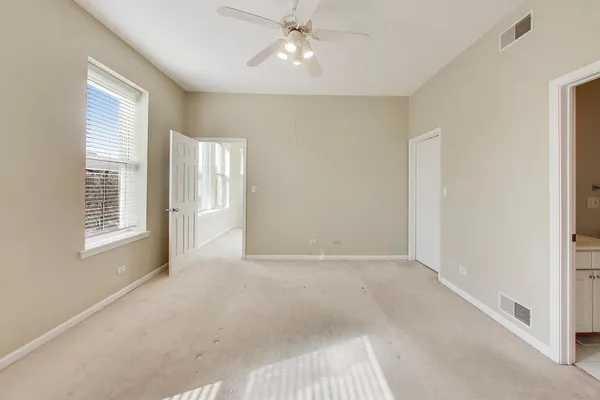 $2,750 | 1481 West Irving Park Road, Unit 2B, Chicago, IL 60613