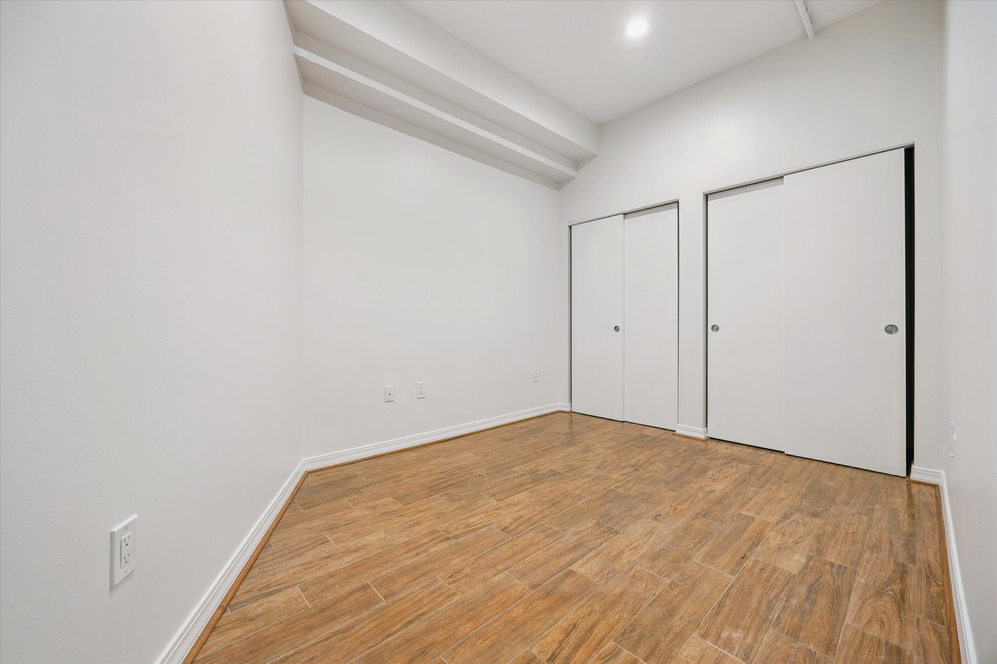 917 Main Street, Unit 1005 Houston, TX 77002 - Photo 9 of 14 a view of empty room