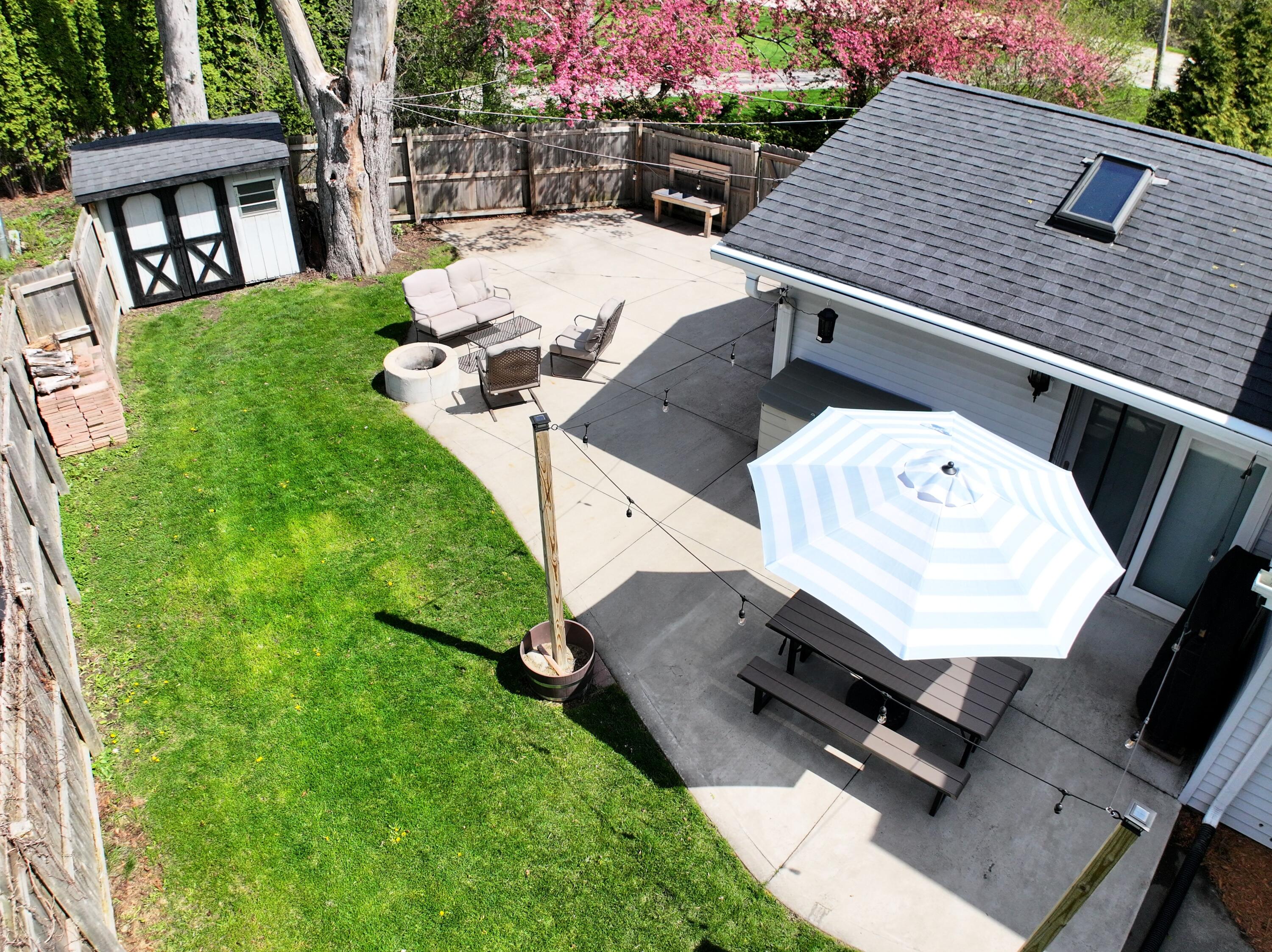 2500 West Hemlock Road Glendale, WI 53209 - Photo 36 of 46 Aerial Patio View