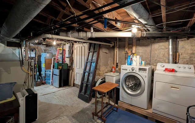 $248,000 | 115 North Bench Street, Galena, IL 61036