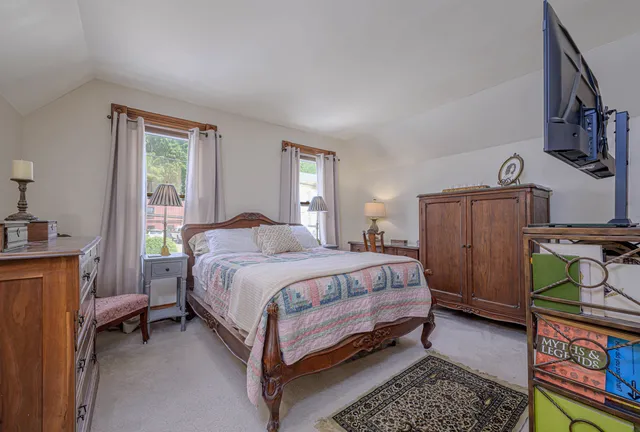 $248,000 | 115 North Bench Street, Galena, IL 61036