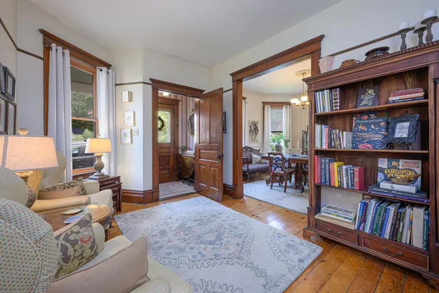 $248,000 | 115 North Bench Street, Galena, IL 61036