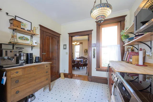 $248,000 | 115 North Bench Street, Galena, IL 61036