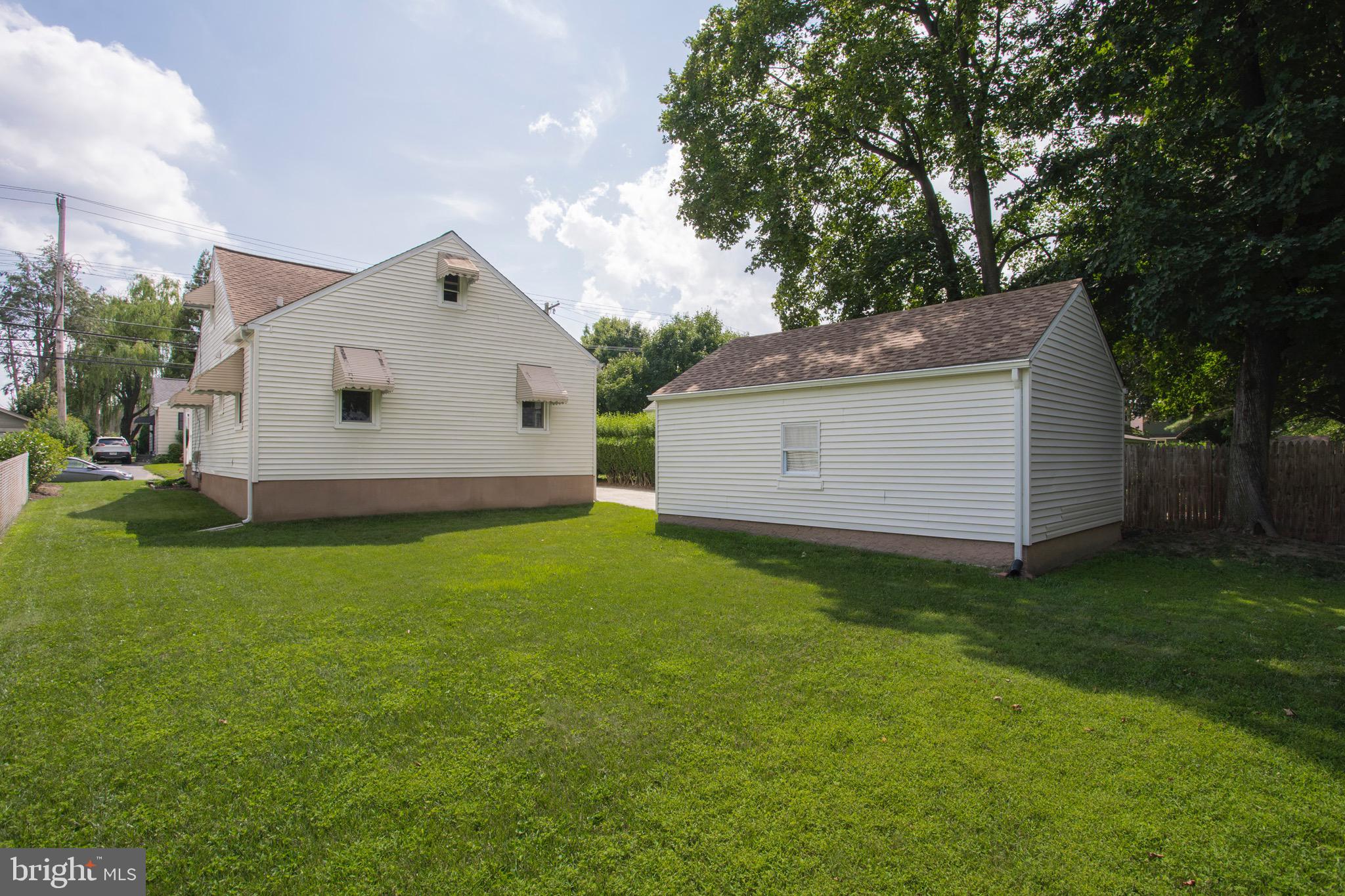 105 Willow Road Wallingford, PA 19086 - Photo 25 of 26 view from back of house