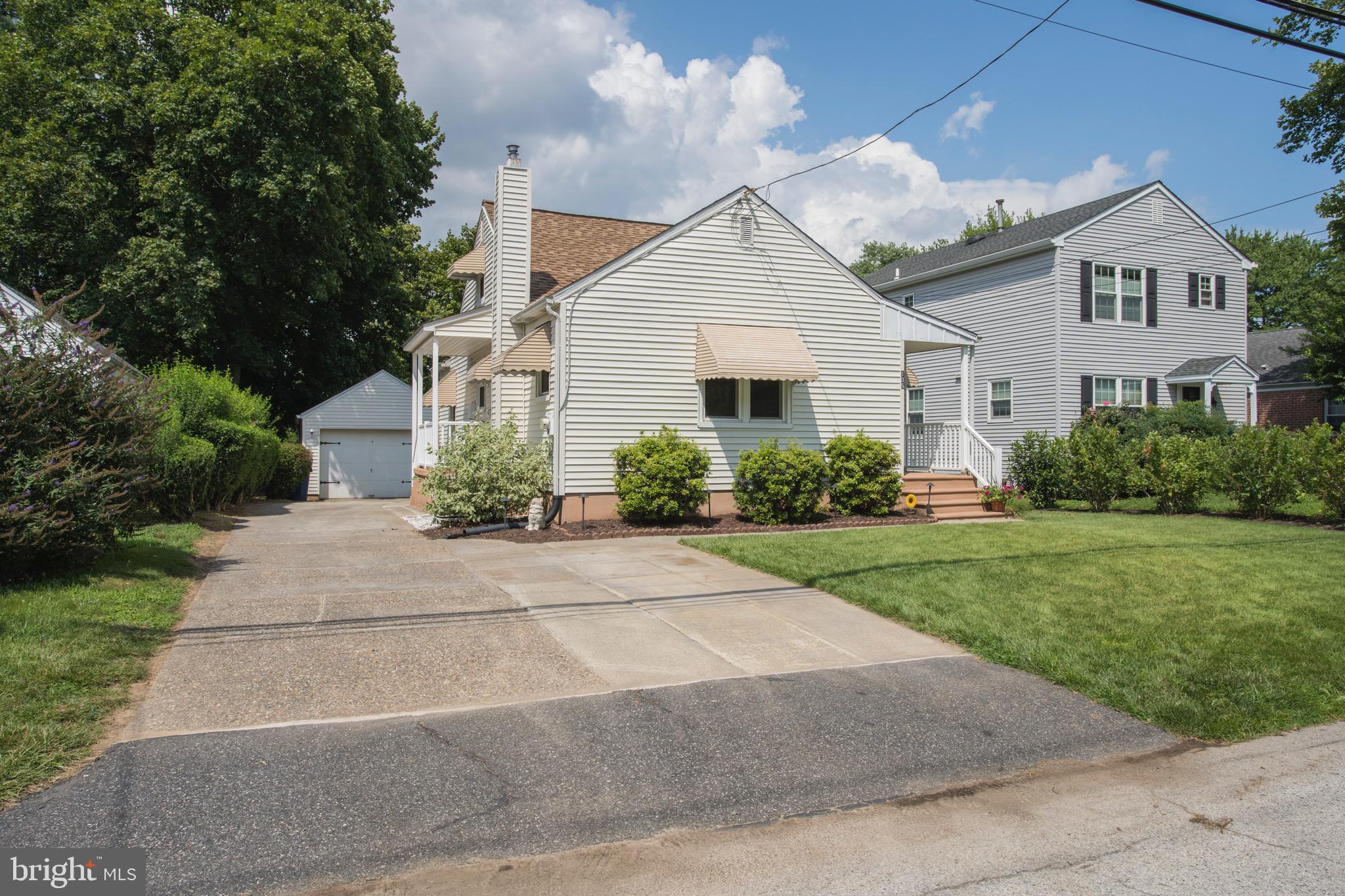 105 Willow Road Wallingford, PA 19086 - Photo 26 of 26 front view